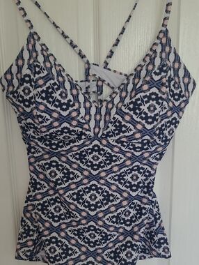Tankini Swim Top Spaghetti-Strap Tankini Swim Top in Navy and Light Pink